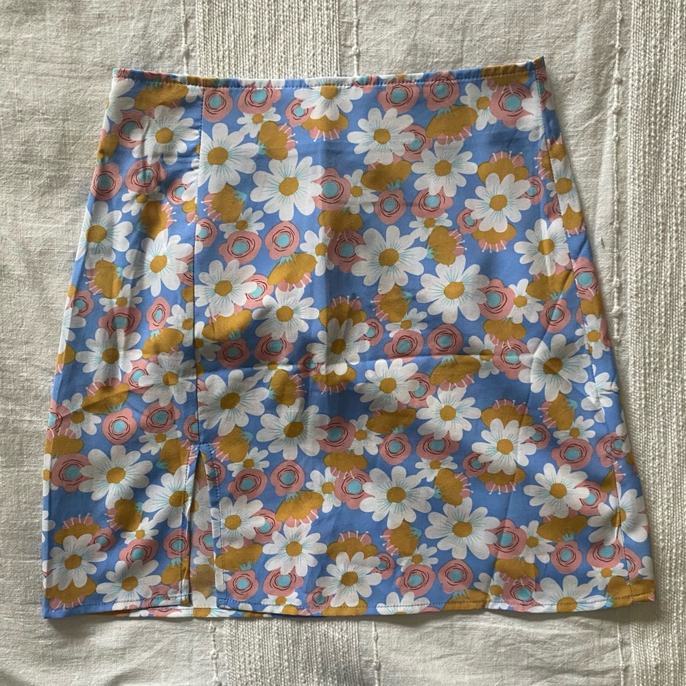 Floral Mini Skirt (XS) - Shein - Spring Fling!